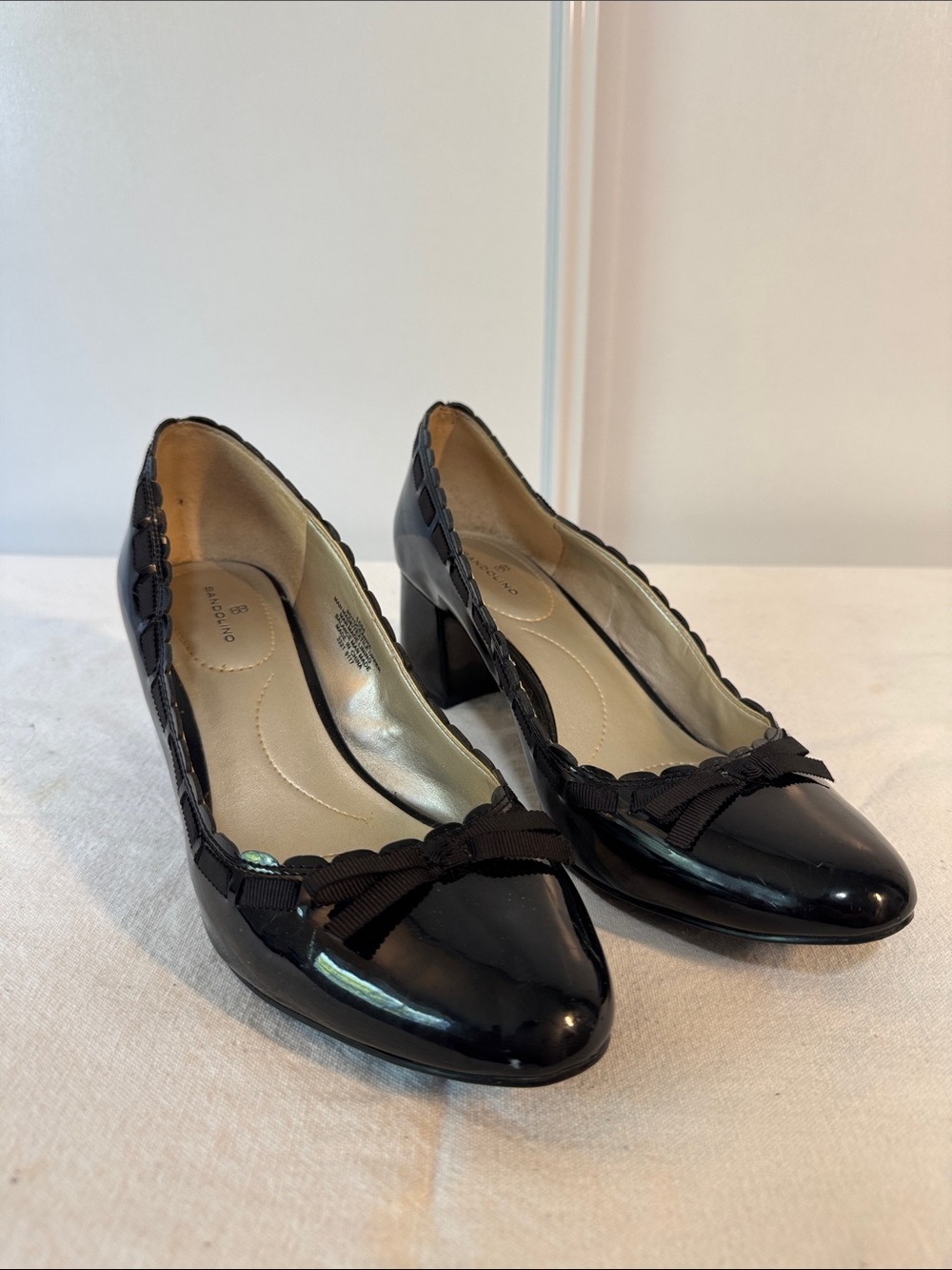 Bandolino Black Patent Low Block Heel Pumps with Bow Trim